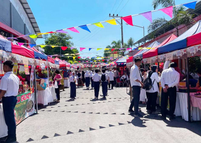 Ribuan Warga Padati GOR Sanden Magelang, 25 UMKM Panen Cuan di Festival Jajanan Tradisional