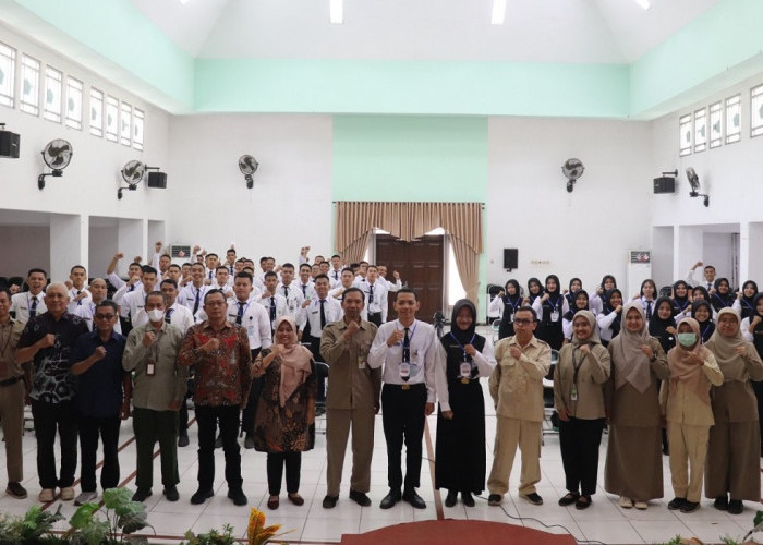 Siapkan Lulusan Kompeten, Mahasiswa Polbangtan Kementan Ikuti Sertifikasi Kompetensi Inseminasi Buatan