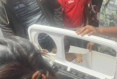 Dramatis, Damkar Kota Magelang Bongkar Mesin Cuci demi Evakuasi Balita yang Terjepit