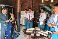 Siswa SMKN 2 Magelang Praktik Jurnalistik Langsung ke UMKM, Belajar Liputan hingga Kelola Konten