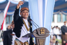 Hari Jadi Ke-81 Jateng Penuh Haru, Luthfi Apresiasi Rakyat dan Pimpin Doa untuk NTT