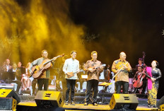 Citra Scholastika hingga Kunto Aji Hangatkan Malam Borobudur Moon IKF 2025