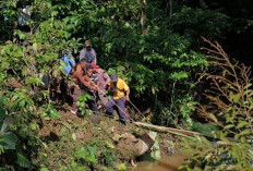 Jembatan Kali Jaran Ambruk Total, Bupati Temanggung Siapkan Penanganan Darurat