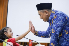 Anak-Anak TK Kunjungi Kantor Wagub Jateng, Antusias Kenal Dunia Pemerintahan