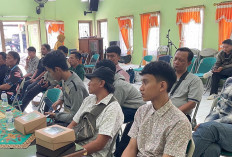 Ubah Hobi Jadi Bisnis, Belasan Anak Muda Kota Magelang Dilatih Budidaya Ikan Mas Koki