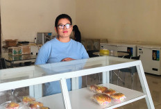 Kisah Toko Kue Mahkota Magelang: 90 Tahun Bertahan Lewat Resep Klasik dan Pasar Daring