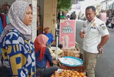 HUT Ke-76, Satpol PP Kota Magelang Pilih Bagi Takjil dan Bakti Sosial di Tengah Masyarakat
