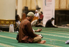 Meneladani Puasa Rasulullah, Beriktikaf di Sepuluh Hari Terakhir Bulan Ramadhan