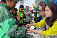 Kado Manis Jelang Lebaran, Ratusan Ojol Terima Paket Sembako Artos Mall Magelang