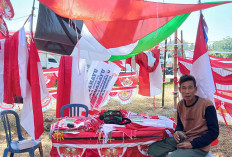 Toko Online Tawarkan Harga Lebih Murah, Pendapatan Pedagang Bendera di Kota Magelang Menurun