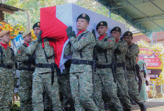 Gugur di Lebanon, Sederet Bintang Kehormatan Iringi Pemakaman Serka Ichwan di TMP Magelang
