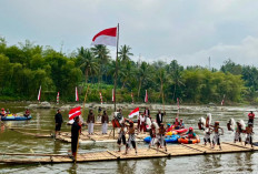 Unik Upacara HUT Ke-81 RI di Magelang, Kibarkan Bendera di Atas Getek Sungai Progo
