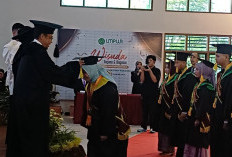 Wisuda UMPWR 2026: Pasutri Difabel Netra Raih Gelar Lewat Karya Cipta Berhak Cipta
