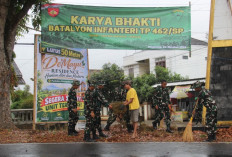 Wujudkan Kemanunggalan TNI-Rakyat, Yonif TP 462/Satria Purboyo Bersihkan Fasilitas Umum di Mertoyudan