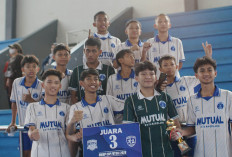 Tim Futsal SMP Mutual Kota Magelang Sabet Juara III MGMP Cup 2026