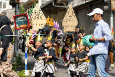 RA Masyithoh Parakan Tanamkan Cinta Budaya Sejak Dini Lewat Grebeg Tradisi