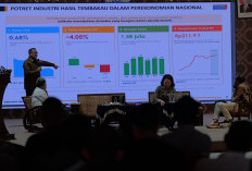 Petani Tembakau Temanggung Tolak RPMK Penyeragaman Kemasan Rokok, Bupati Agus Setyawan Bersuara