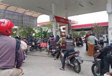 Harga Pertamax Tembus Rp16.250, Warga Magelang Rela Antre Panjang Berburu Pertalite