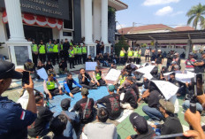 Warga Wonogiri Magelang Tuntut Kades Diproses Hukum Terkait Dana Desa