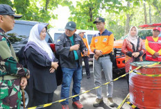 Bupati Purworejo Tinjau Longsor di Jalan Nasional dan Provinsi, Dorong Percepatan Penanganan Darurat