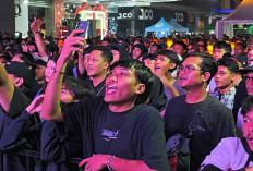 Meski Tanpa Kembang Api, Ribuan Pengunjung Tetap Padati Artos Mall Magelang di Malam Tahun Baru