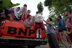 BPBD Temanggung Kerahkan Tiga Armada Antar Jemput Gratis Siswa Dusun Seseh Pasca Longsor