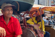 Kisah Tukang Becak Kota Magelang, Pilih Bertahan di Tengah Gempuran Transportasi Online